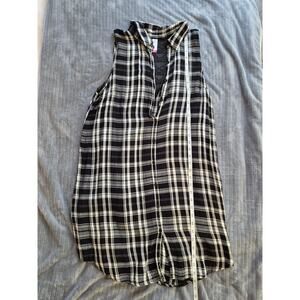 No Boundries sleeveless, collared, plaid shirt dress. Size XL(15.17) Black/White